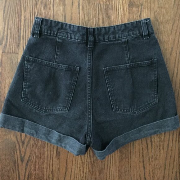 ❤️4/$20 REFUGE black denim shorts sz - Picture 2 of 7